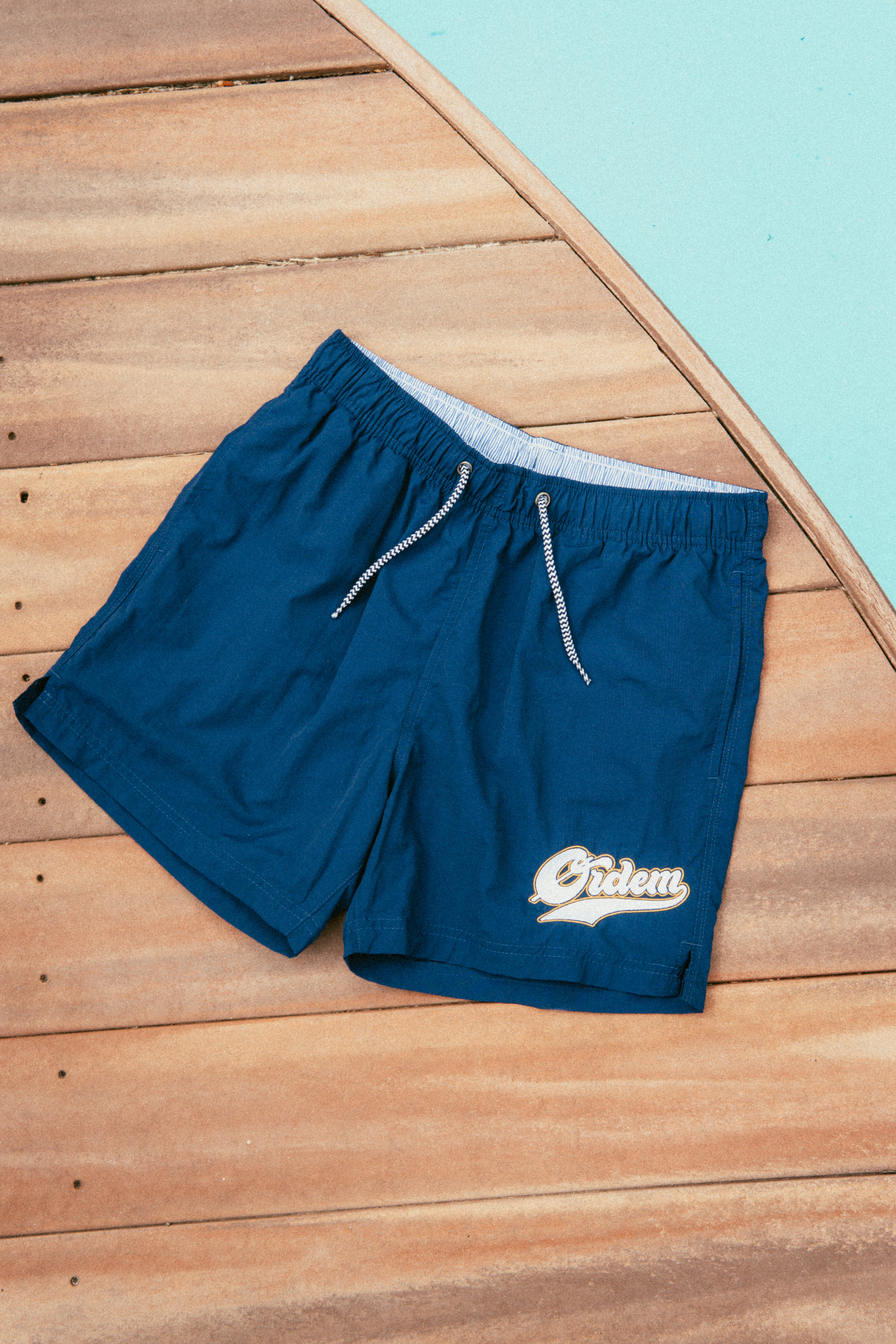 Useless Pride Records Ordem Bathball short de bain noir