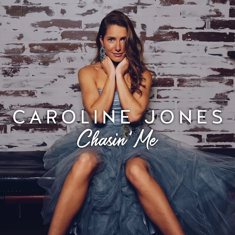 Caroline Jones Chasin' Me téléchargement single